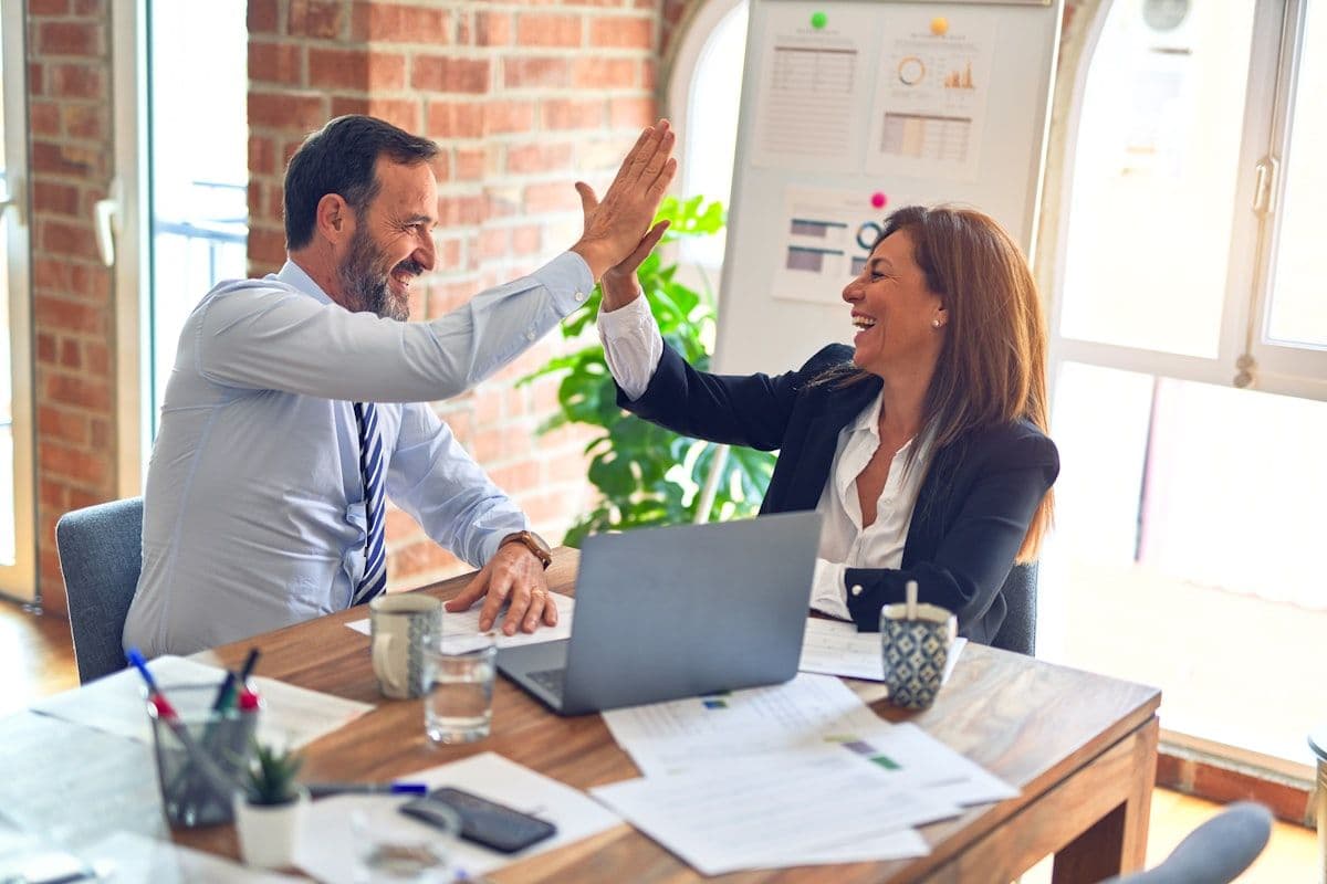 Capacitación in-company vs cursos abiertos: qué le conviene a tu empresa en 2026